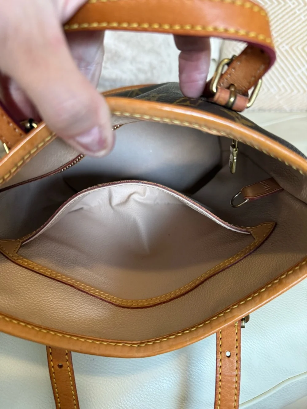 Louis Vuitton Monogram Canvas Bucket Bag - Brown/Tan Leather - Picture 10 of 14